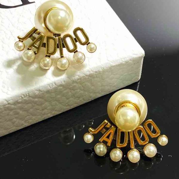 70% off / 2021 temperament fan pearl 925 silver needle anti allergy high version earrings female w2n5, Golden
70% off / 2021 temperament fan pearl 925 silver needle anti allergy high version earrings female w2n5, Golden