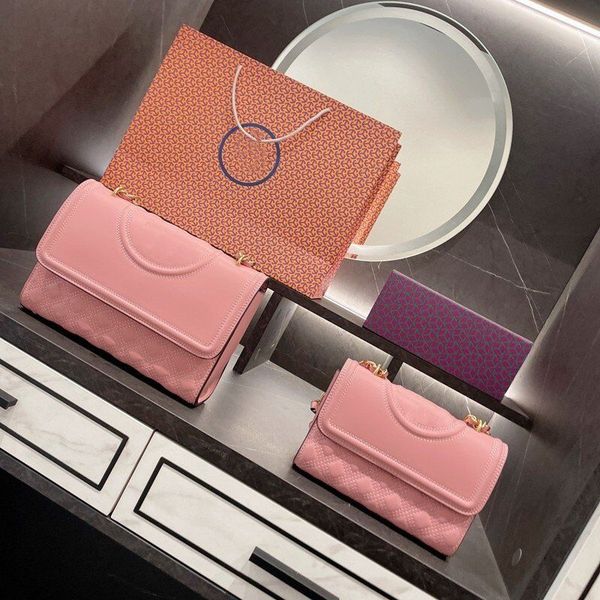 classic bags leather flap clutch shoulder handbags for women small and large female package purse gold chain fashion bag wholesale lcm
classic bags leather flap clutch shoulder handbags for women small and large female package purse gold chain fashion bag wholesale lcm