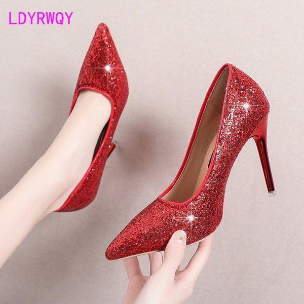 the summer korean version of 2021, pointed toe, shallow mouth and thin heels, fashion, sequined high single shoes dress, Black
the summer korean version of 2021, pointed toe, shallow mouth and thin heels, fashion, sequined high single shoes dress, Black
