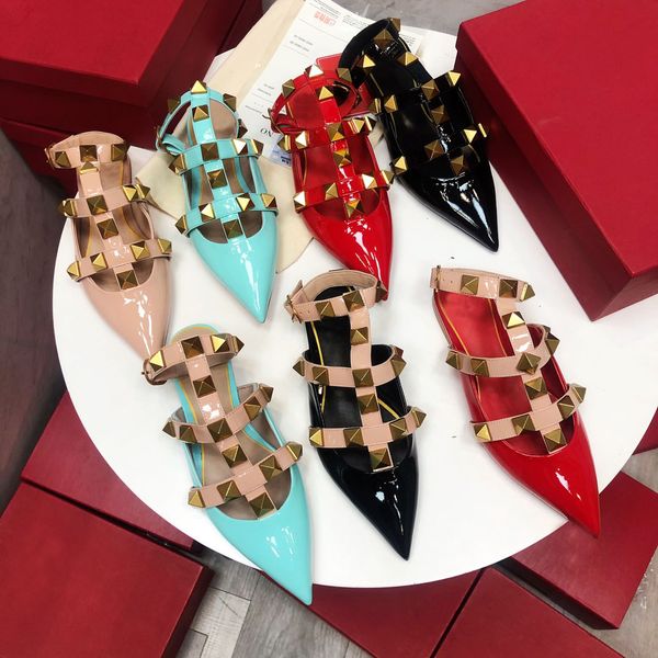 fashion spring and summer new baotou low heel patent leather pointed womens half slippers decoration womens sandals size 35-40, Black
fashion spring and summer new baotou low heel patent leather pointed womens half slippers decoration womens sandals size 35-40, Black