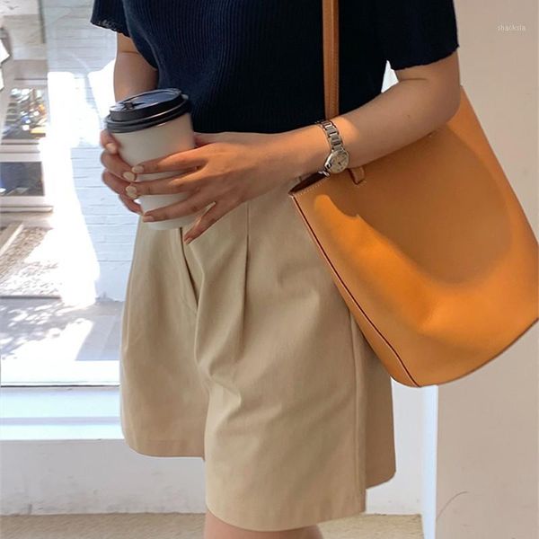 women's shorts summer 2021 long with high waist female loose white classic knee-length office wide, White;black
women's shorts summer 2021 long with high waist female loose white classic knee-length office wide, White;black