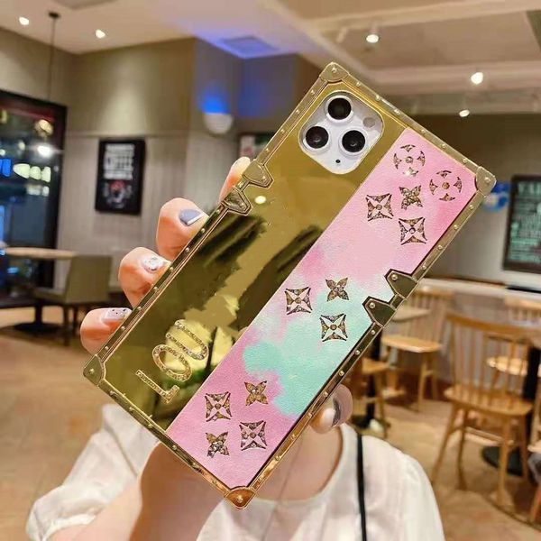brand l glass trunk phone cases for iphone 12 promax 12pro 11 xs max xr x 8 plus come wit box
brand l glass trunk phone cases for iphone 12 promax 12pro 11 xs max xr x 8 plus come wit box