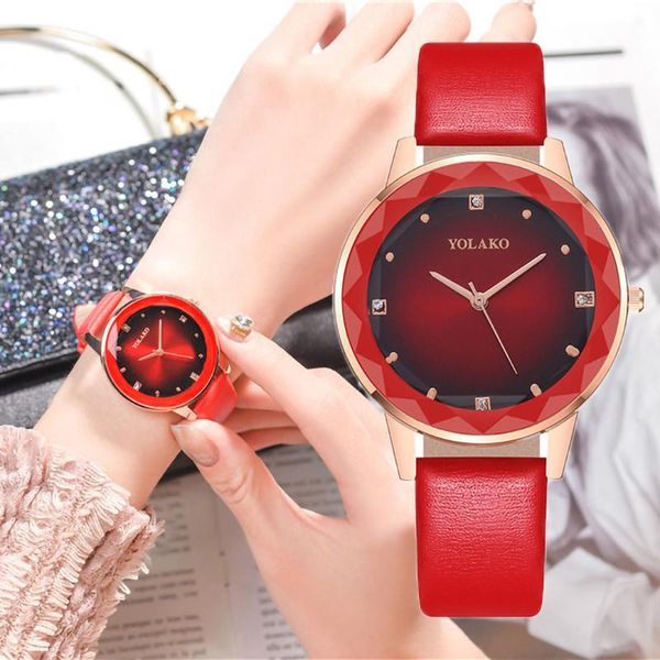 wristwatches fashion luxury diamond women quartz watches charm ladies red 2021 simple woman leather clock relogio feminino, Slivery;brown
wristwatches fashion luxury diamond women quartz watches charm ladies red 2021 simple woman leather clock relogio feminino, Slivery;brown