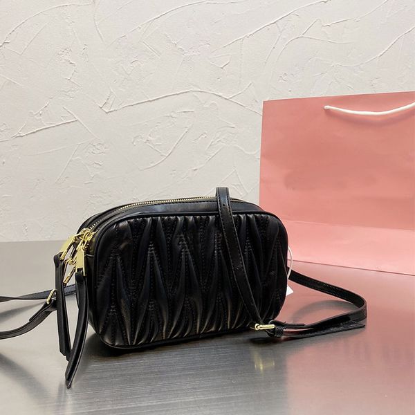 zipper mini crossbody bag women messenger bags flap shoulder handbag fashion wallet purse gold lettered grain high-grade velvet lining
zipper mini crossbody bag women messenger bags flap shoulder handbag fashion wallet purse gold lettered grain high-grade velvet lining