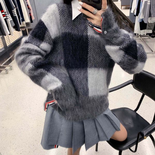 tb college style round neck mohair plaid sleeve men's and women's lazy wind long contrast color sweater autumn, White
tb college style round neck mohair plaid sleeve men's and women's lazy wind long contrast color sweater autumn, White