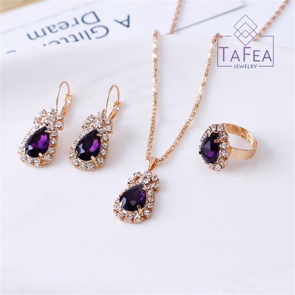 earrings & necklace necklace, earrings, ring, three-piece set, dark purple gemstone decoration, high-quality drop-shaped jewelry set for lad, Silver
earrings & necklace necklace, earrings, ring, three-piece set, dark purple gemstone decoration, high-quality drop-shaped jewelry set for lad, Silver