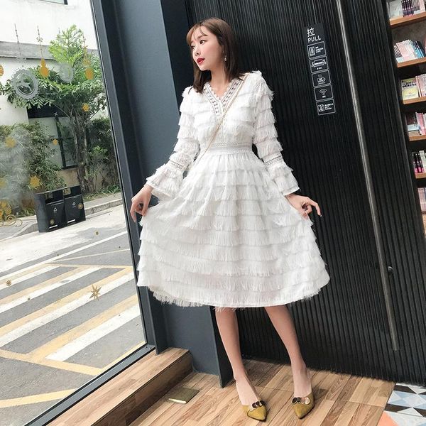 casual dresses spring 2021 female korean temperament v-neck tassel slim a-line solid color princess sweet lolita dress, Black;gray
casual dresses spring 2021 female korean temperament v-neck tassel slim a-line solid color princess sweet lolita dress, Black;gray