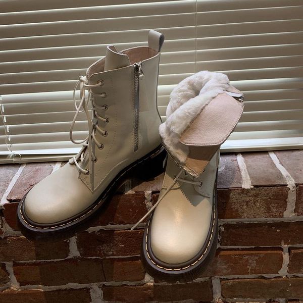 boots cow leather women winter shoes wool blend inside shearling warm fur snow with zip muscle bottom, Black
boots cow leather women winter shoes wool blend inside shearling warm fur snow with zip muscle bottom, Black