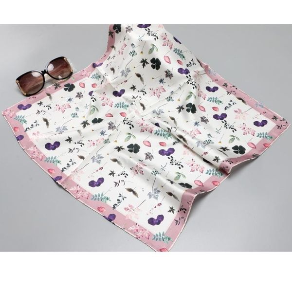 scarves 2021 floral prints 100% silk scarf bandana neckerchief hand rolled edges 53x53cm, Blue;gray
scarves 2021 floral prints 100% silk scarf bandana neckerchief hand rolled edges 53x53cm, Blue;gray