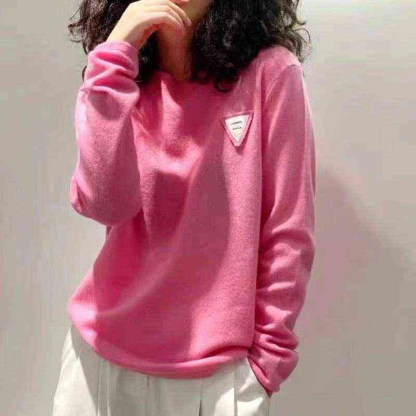 fashion new cashmere sweater women's high neck embroidery pullover 100% pure wool loose large women', Black
fashion new cashmere sweater women's high neck embroidery pullover 100% pure wool loose large women', Black