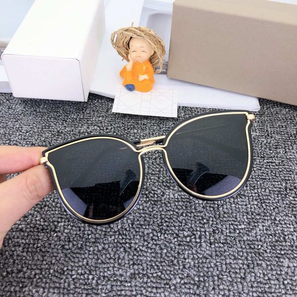 2021 designer sunglasses women eyeglasses outdoor shades pc frame fashion classic lady sun glasses mirrors for womens, White;black
2021 designer sunglasses women eyeglasses outdoor shades pc frame fashion classic lady sun glasses mirrors for womens, White;black
