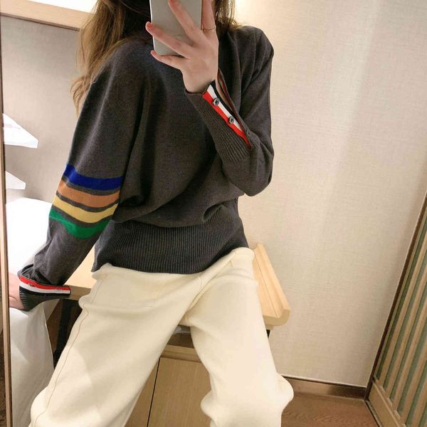men's and women's korean tb sweater autumn long sleeve knitted pullover casual loose thin top, White;black
men's and women's korean tb sweater autumn long sleeve knitted pullover casual loose thin top, White;black