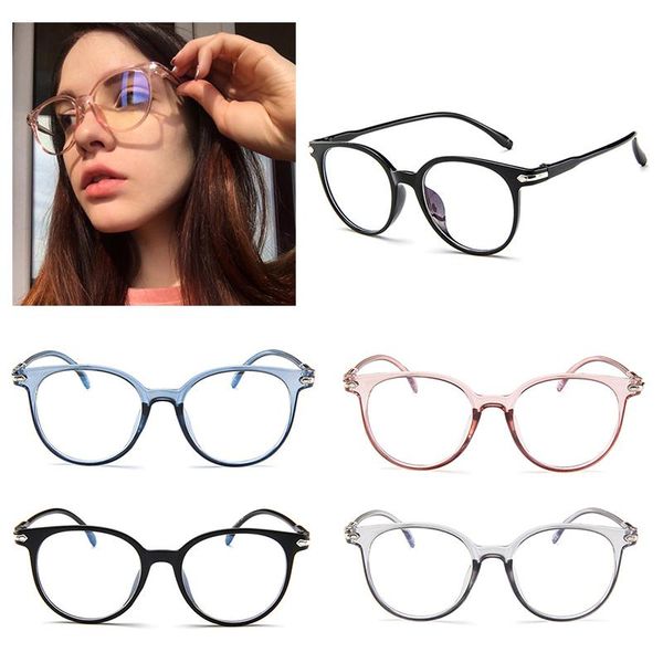 sunglasses 2021 fashion anti-blue glasses trend classic retro ultra light square all-match accessories for party outing, White;black
sunglasses 2021 fashion anti-blue glasses trend classic retro ultra light square all-match accessories for party outing, White;black