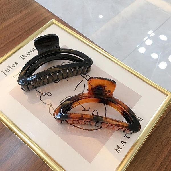 hollow barrette crab hair bath ponytail large plastic clamps claw clip fashion hairpins for women 20211
hollow barrette crab hair bath ponytail large plastic clamps claw clip fashion hairpins for women 20211