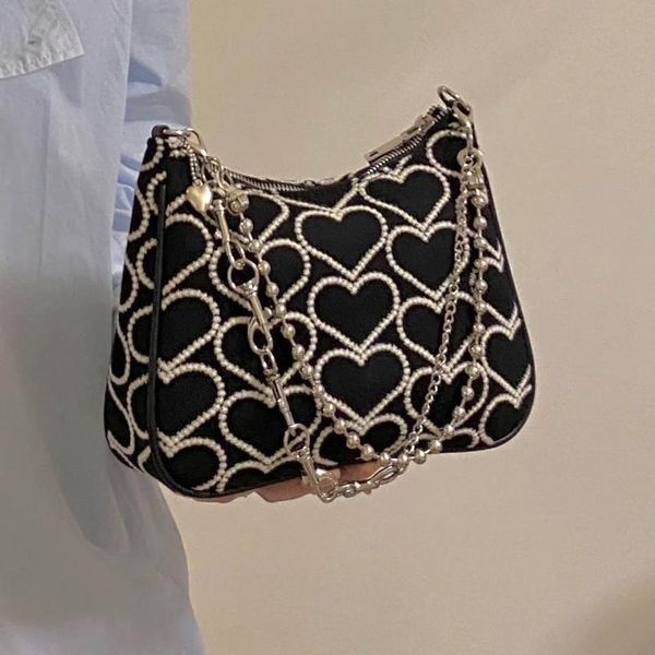 shoulder bags 2021 autumn fashion high-quality soft women's designer handbag travel armpit bag retrotote
shoulder bags 2021 autumn fashion high-quality soft women's designer handbag travel armpit bag retrotote