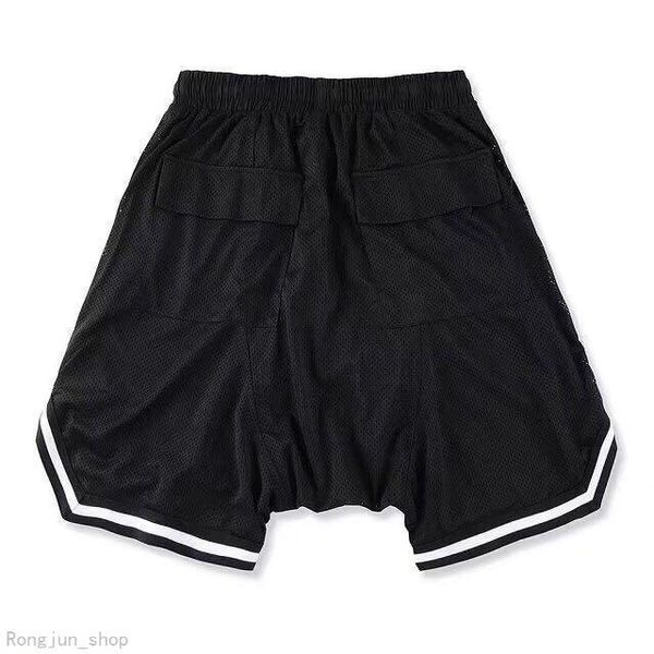 2020 new beach pants summer shorts crotch of men women washed shorts fog soft pure mens sporting fog casual beach shorts, Black
2020 new beach pants summer shorts crotch of men women washed shorts fog soft pure mens sporting fog casual beach shorts, Black