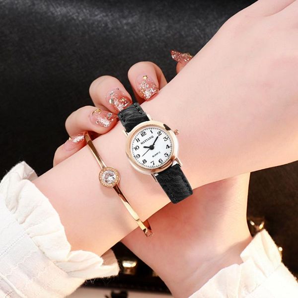 wristwatches 2021 watch women simple classic vintage small dial leather strap quartz clock watches gift, Slivery;brown
wristwatches 2021 watch women simple classic vintage small dial leather strap quartz clock watches gift, Slivery;brown