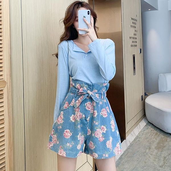 women's tracksuits women summer chic v neck pullover long sleeve shirt high waist rose flower printed mini shorts 2 piece sets fashion, Gray
women's tracksuits women summer chic v neck pullover long sleeve shirt high waist rose flower printed mini shorts 2 piece sets fashion, Gray