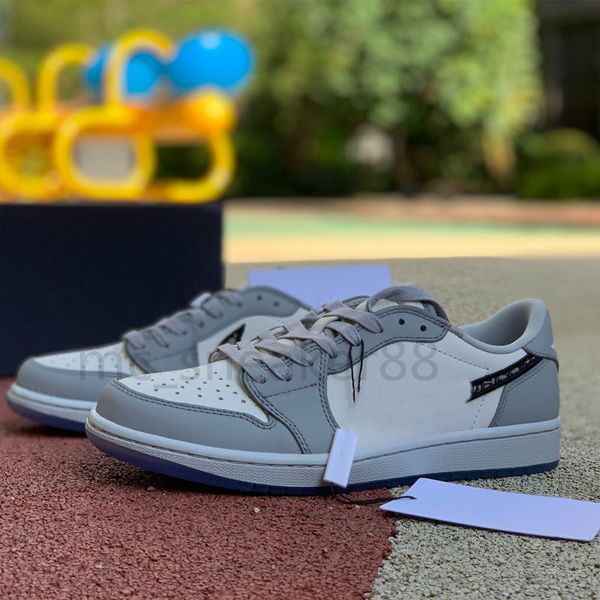 2021 fashion jumpmen shoes low 1s di og jummp wolf grey man sport casual outdoor good quality size 36-46, Black
2021 fashion jumpmen shoes low 1s di og jummp wolf grey man sport casual outdoor good quality size 36-46, Black