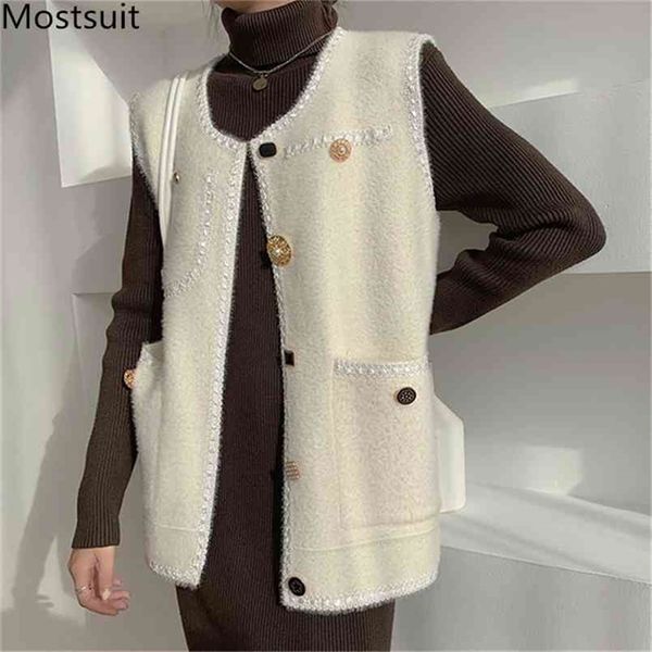 faux mink fur women vest winter sleeveless single breasted o-neck pockets fashion ladies vintage coat femme 210513, Black;white
faux mink fur women vest winter sleeveless single breasted o-neck pockets fashion ladies vintage coat femme 210513, Black;white