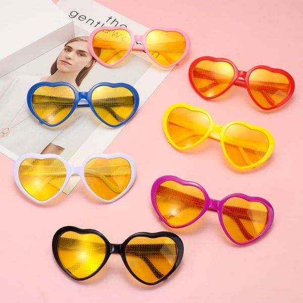 sunglasses fashion love heart shaped effects glasses watch the lights change to shape at night diffraction women, White;black
sunglasses fashion love heart shaped effects glasses watch the lights change to shape at night diffraction women, White;black