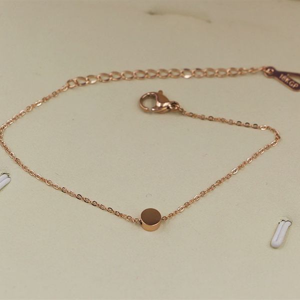 o1-207a star with mini small golden bean 18k rose gold female foot chain titanium steel jewelry, Red;blue
o1-207a star with mini small golden bean 18k rose gold female foot chain titanium steel jewelry, Red;blue