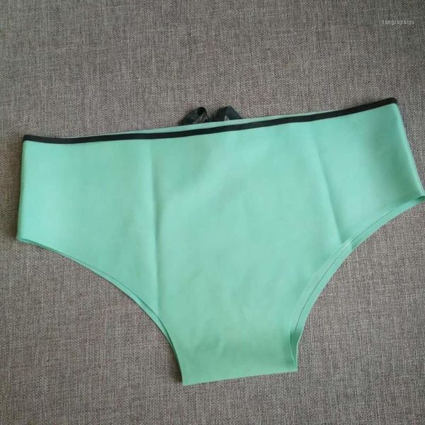 underpants lovely rubber latex girls briefs lake blue underwear shortsl with back bowknot size available, Black;white
underpants lovely rubber latex girls briefs lake blue underwear shortsl with back bowknot size available, Black;white