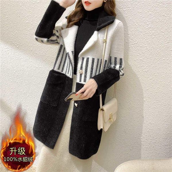 thickened imitation mink double-sided fleece mid-length coat for autumn and winter women's loose wild suit collar wool & blends, Black
thickened imitation mink double-sided fleece mid-length coat for autumn and winter women's loose wild suit collar wool & blends, Black