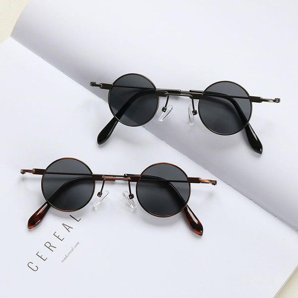 sunglasses round small frame 2021 hip hop sun glasses luxury designer, White;black
sunglasses round small frame 2021 hip hop sun glasses luxury designer, White;black