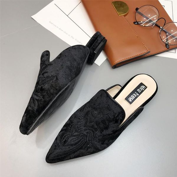 slippers gold velvet mules shoes women embroidery flower pointed toe flock flat moccasins embroider floral loafers flats gb-96, Black
slippers gold velvet mules shoes women embroidery flower pointed toe flock flat moccasins embroider floral loafers flats gb-96, Black