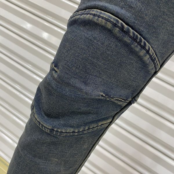 2021 stripes jeans solid classic style distressed water scratched pants fashion straight fit biker blue trousers
2021 stripes jeans solid classic style distressed water scratched pants fashion straight fit biker blue trousers