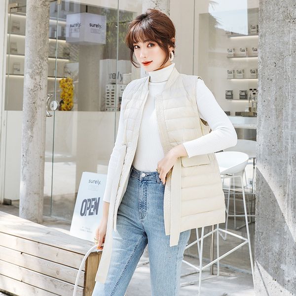 women's vests 2021 autumn and winter down et vt women's small stand collar short light white duck down waist vt coat, Black;white
women's vests 2021 autumn and winter down et vt women's small stand collar short light white duck down waist vt coat, Black;white