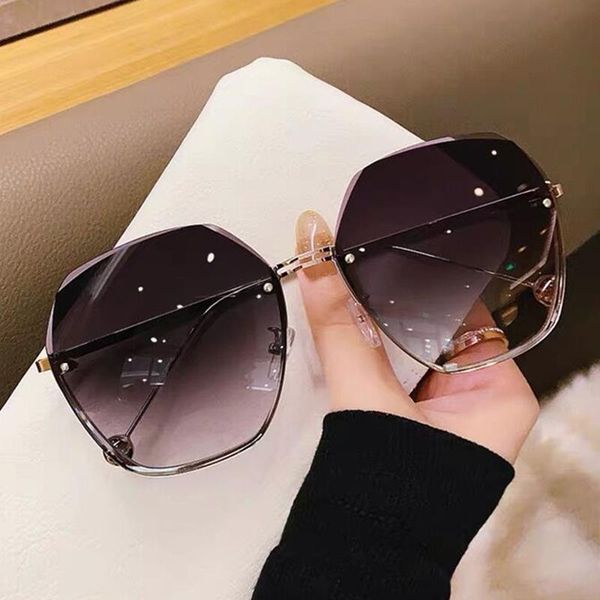 sunglasses yj2025 2021 black square women big frame fashion retro mirror sun glasses female brand vintage lady vacation, White;black
sunglasses yj2025 2021 black square women big frame fashion retro mirror sun glasses female brand vintage lady vacation, White;black