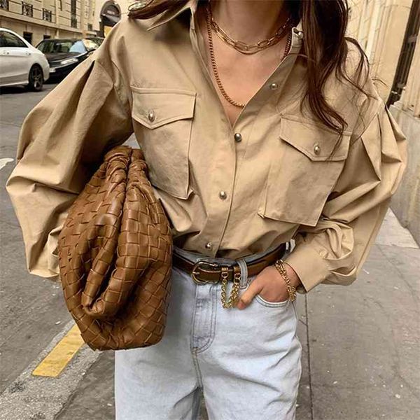 spring office ladies casual blouses loose shirt vintage lantern sleeve solid blouse pockets button korean blusas 210421, White
spring office ladies casual blouses loose shirt vintage lantern sleeve solid blouse pockets button korean blusas 210421, White