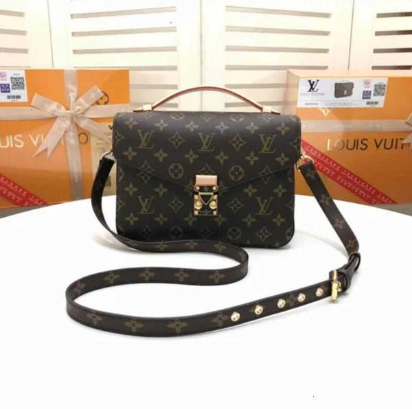 bags handbags brand old designer luxury cross bag m40780 flower m41465 iconic messenger handles shoulder bag totes mtis hand body bag cl
bags handbags brand old designer luxury cross bag m40780 flower m41465 iconic messenger handles shoulder bag totes mtis hand body bag cl