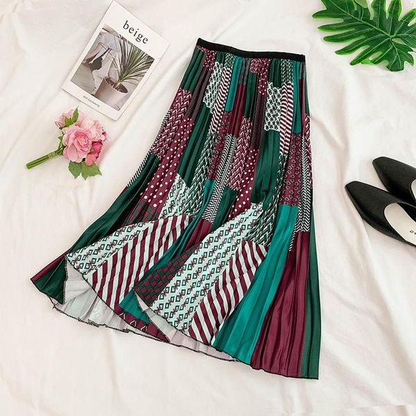 skirts 2021 fashion women's skirt retro temperament geometric pattern print elastic high waist pleated, Black
skirts 2021 fashion women's skirt retro temperament geometric pattern print elastic high waist pleated, Black