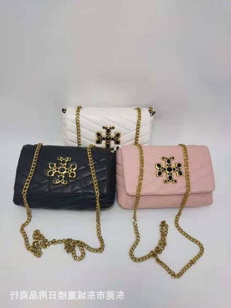 tb new trend diagonal stripe chain women's single shoulder messenger bag solid color versatile small
tb new trend diagonal stripe chain women's single shoulder messenger bag solid color versatile small