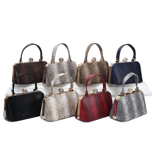 2021 high-grade python skin shoulder bag messenger women's versatile handbag shellaccept customization, Black;red
2021 high-grade python skin shoulder bag messenger women's versatile handbag shellaccept customization, Black;red