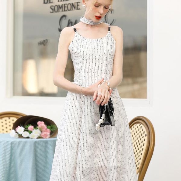casual dresses coffee break french first love sweet empty flower seaside holiday dress light cooked wind white, Black;gray
casual dresses coffee break french first love sweet empty flower seaside holiday dress light cooked wind white, Black;gray