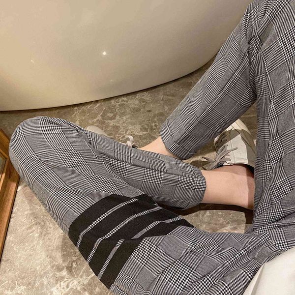 british style four stripes red, white and blue ribbon tb casual suit slim fit thousand bird check hem nine point pants women, Black;white
british style four stripes red, white and blue ribbon tb casual suit slim fit thousand bird check hem nine point pants women, Black;white