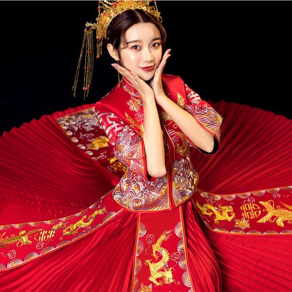 ethnic vintage bride wedding chinese women cheongsam suzhou embroidery dragon clothing elegant qipao pleated, Red
ethnic vintage bride wedding chinese women cheongsam suzhou embroidery dragon clothing elegant qipao pleated, Red