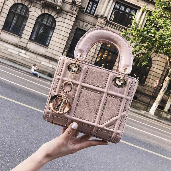 women's 2019 new lingge korean daifei bag mini versatile fashion one shoulder messenger portable small square
women's 2019 new lingge korean daifei bag mini versatile fashion one shoulder messenger portable small square