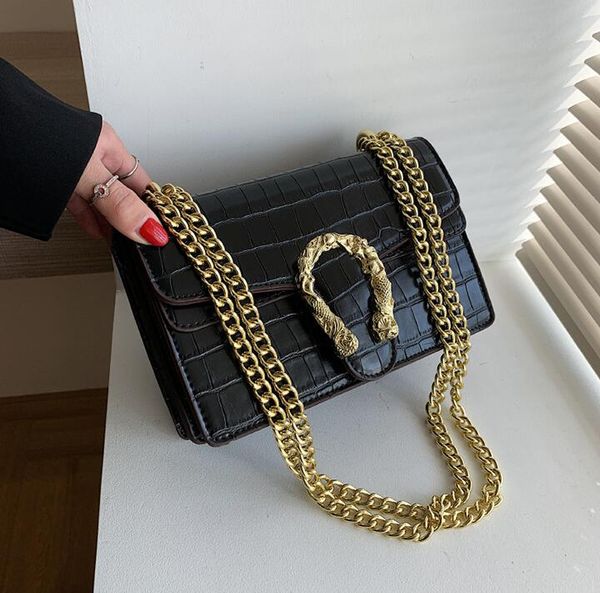 wholesale women bag street trend alligator handbag elegant atmosphere contrast plaid womens shoulder bags joker stone fashion handbags, Black;red
wholesale women bag street trend alligator handbag elegant atmosphere contrast plaid womens shoulder bags joker stone fashion handbags, Black;red