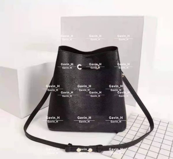 handbag designer purse shoulder bags leather women luxurys totes bag fashion lady handbags purses
handbag designer purse shoulder bags leather women luxurys totes bag fashion lady handbags purses