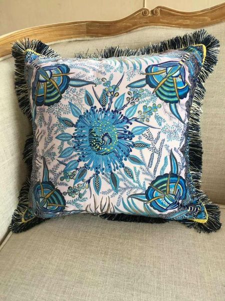 cushion/decorative pillow cushion cover velvet horse europe design villa home decor pillowcases with tassels string
cushion/decorative pillow cushion cover velvet horse europe design villa home decor pillowcases with tassels string
