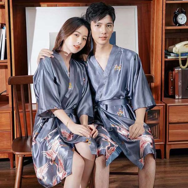 bathrobe couple pajamas women's summer thin bridal morning gown marriage ice silk nightgown men's long bathrobe spring and autumn
bathrobe couple pajamas women's summer thin bridal morning gown marriage ice silk nightgown men's long bathrobe spring and autumn