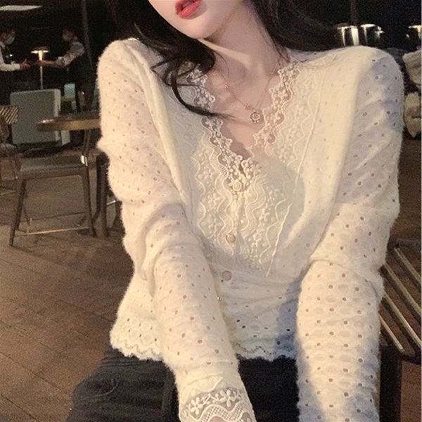 pants casual lace v-neck blouse women 2021 spring long sleeve party base shirt female korea style elegant office lady slim, White
pants casual lace v-neck blouse women 2021 spring long sleeve party base shirt female korea style elegant office lady slim, White