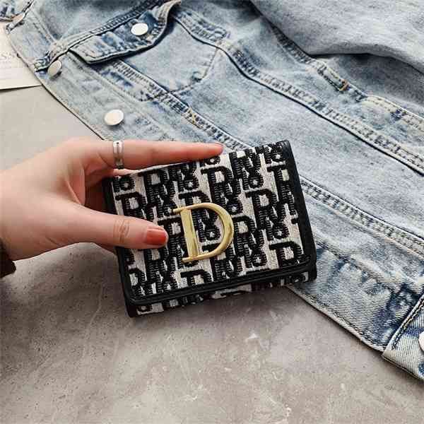 70% off purse autumn and winter new fashion cloth face wallet women's long folding multi card bag change handbag sale s71x, Red;black
70% off purse autumn and winter new fashion cloth face wallet women's long folding multi card bag change handbag sale s71x, Red;black