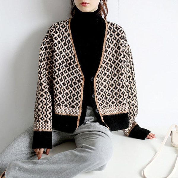 women's knits & tees women autumn winter elegant plaid cardigan pattern knitted sweater fashion long sleeve loose cardigans outerwear c, White
women's knits & tees women autumn winter elegant plaid cardigan pattern knitted sweater fashion long sleeve loose cardigans outerwear c, White