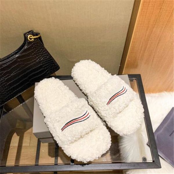 luxurys designers shoes women wool slippers slides winter fur fluffy furry warm letters ladies sandals comfortable fuzzy girl flip flop slip, Black
luxurys designers shoes women wool slippers slides winter fur fluffy furry warm letters ladies sandals comfortable fuzzy girl flip flop slip, Black